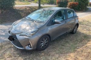 Toyota Yaris 1.5 Hybrid Active PER NEO PATENTATI