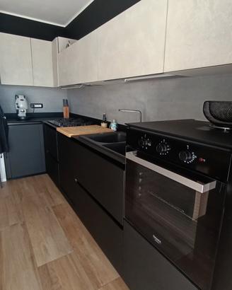 Cucina Lube pari al nuovo