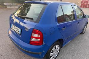 SKODA Fabia 1.4/68 CV cat 5p Style senza nessun