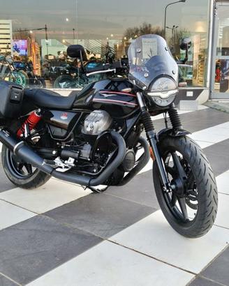 Moto Guzzi V7 IV Special