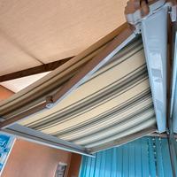 Cappottina, tenda da sole con bracci a scomparsa