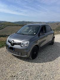 Renault Twingo 1.0 sce 65cv Urban Nignt 2024