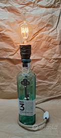 lampada con bottiglia london gin 