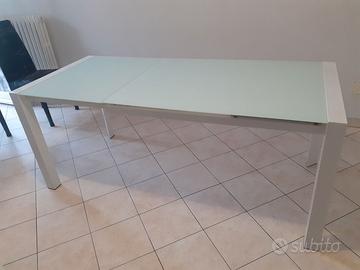 set tavolo da cucina allungabile + 4 sedie
