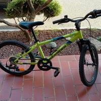 Bicicletta Rockrider st 500 spot trial