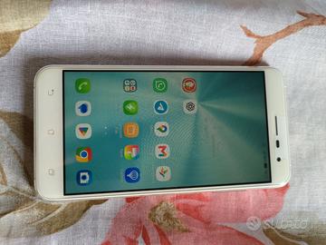 ASUS ZenFone 3 ZE520KL 4G 64GB Bianco – Come Nuovo