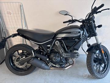Ducati scrambler 400