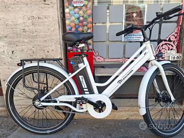 Bici elettrica Hitway BK8 NUOVA