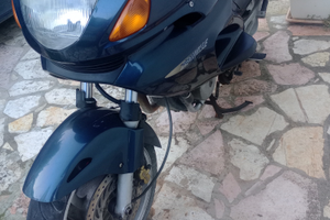 Moto datata ma affidabile per lunghi tragitti o pe