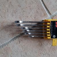 Set  6 chiavi combinate  stanley 