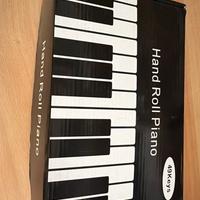 Piano elettronico a  pannello.