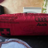 kit pronto soccorso originale Audi 