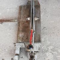 TAGLIAPIASTRELLE MONTOLIT