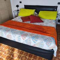 Letto matrimoniale a cassettone