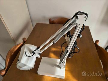 Lente per ricamare con lampada inclusa