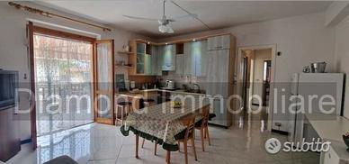 Bivani e mezzo con terrazza a Sant'Anna di Riposto