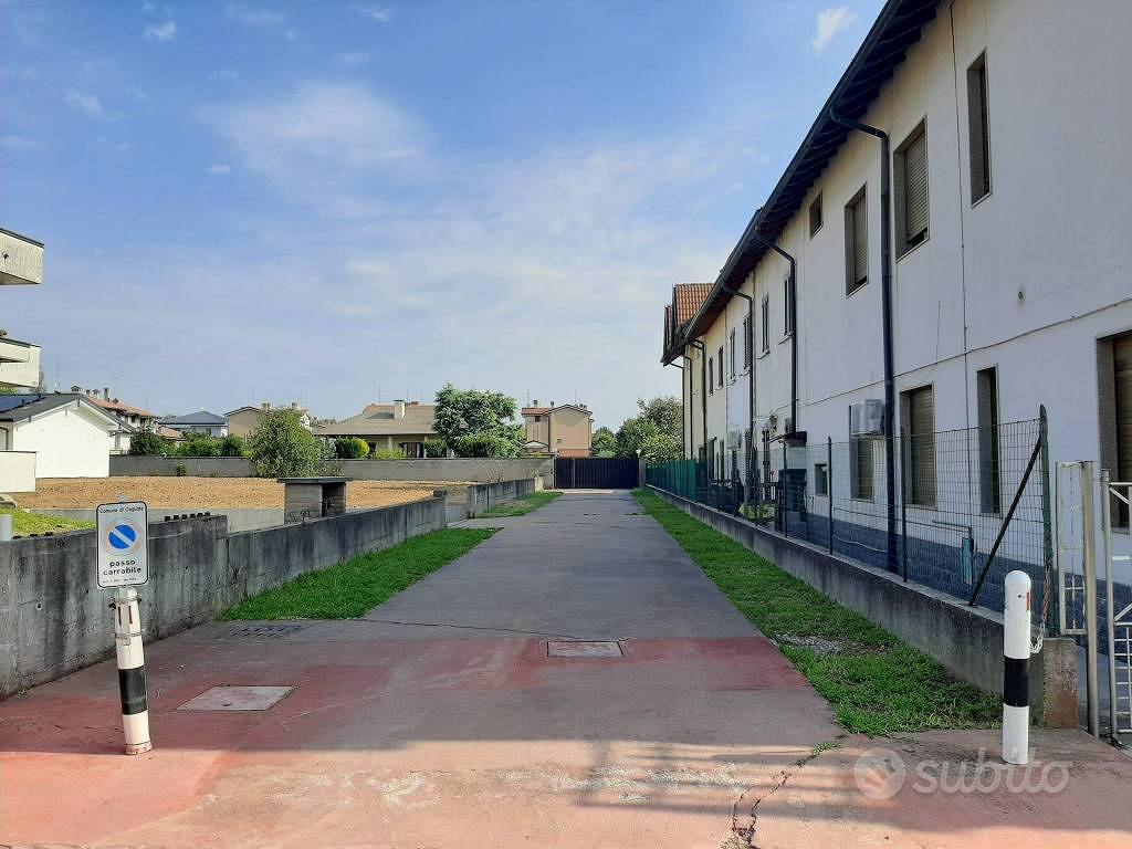 Terreno di 650 m² a Cogliate - Vista 5