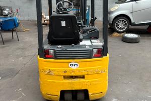 carrello elevatore Om 15 q..li elettrico