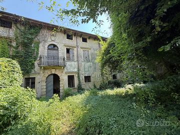 Villa a Colognola ai Colli (VR) - Pieve
