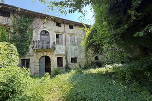Villa a Colognola ai Colli (VR) - Pieve