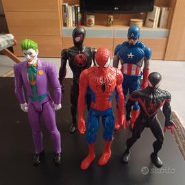 Piccolo lotto 5 action figure MARVEL