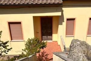 Immobile in asta di 147 m² con più di 5 locali a T