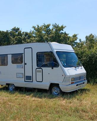 Monovolume solo 5,50 metri Fiat 2500ccTurbodiesel 
