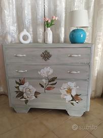 comó appena restaurato