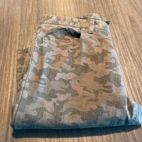 Pantaloni slim benetton