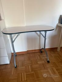 Tavolo professionale per onicotecnica pieghievole