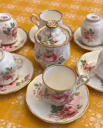 Servizo sei tazze per caffè Royal Albert