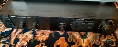 Preamplificatore Yamaha C40