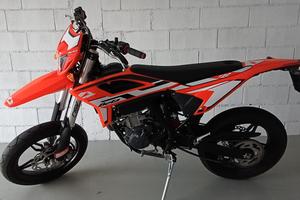 Beta 125cc 4T MOTARD