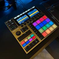 Groovebox Maschine Plus + decksaver + SD 256 Gb