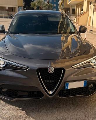 Full optional sempre tagliandata ALFA ROMEO 190CV