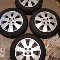 Cerchi in lega+gomme