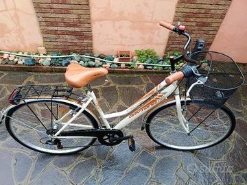 Bicicletta donna 28 pollici nuova 