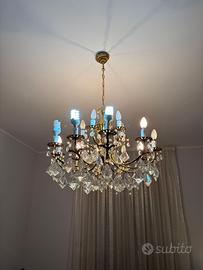 Lampadario grande Vintage in ottone e cristalli