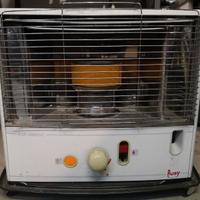 Stufa a combustibile liquido