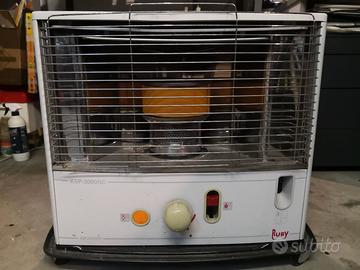 Stufa a combustibile liquido