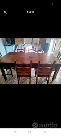 tavolo in legno di noce massello + 4 sedie