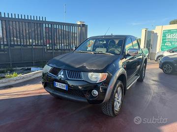 Mitsubishi L200 2.5 DI-D/136CV Club Cab Invite