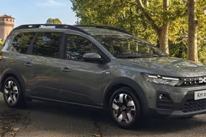 Dacia Jogger 120 CV - APERTI AD AGOSTO