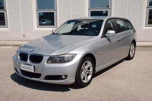 Bmw 320 320d cat xDrive Touring Attiva
