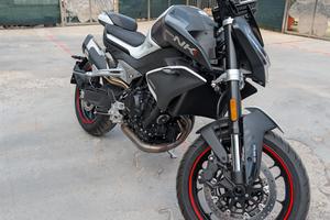 CFMoto 800 NK Advanced - Pari al Nuovo - 1800km