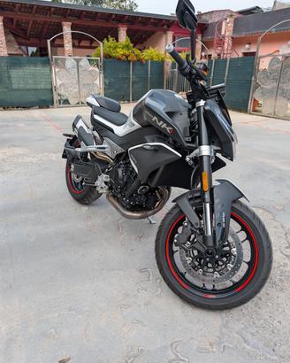 CFMoto 800 NK Advanced - Pari al Nuovo - 1800km