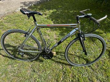 Bicicletta Scott 30 sub