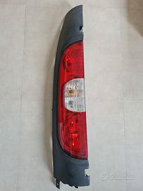 Fanale posteriore Doblo sx 