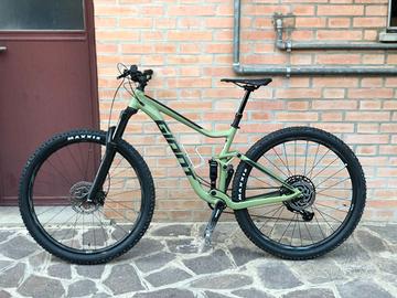 Giant Stance 1 2020