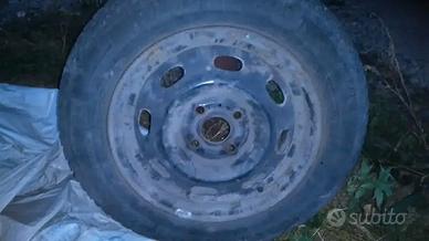 1 Cerchio o 4 cerchi 14" pollici gomme pneumatici